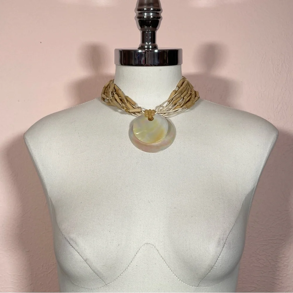 Vintage HAWAIIAN Real SHELL Wood Summer Beach Tropical Mermaid Vacation Necklace